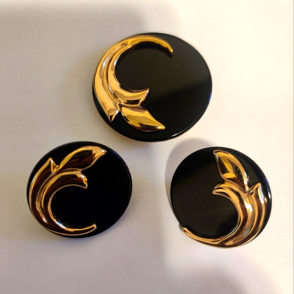 2/$50 Vintage Scarf/ Dress clip and matching earrings - Picture 10 of 12